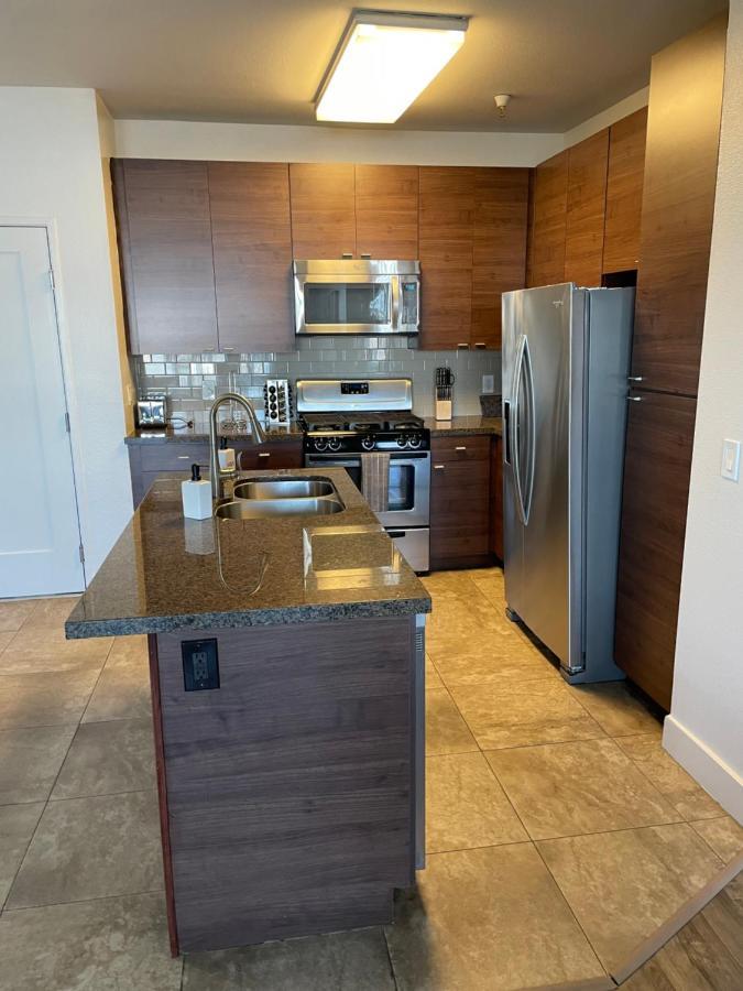 Villa Marina - Modern & Immaculate, Spacious, Gated Condo With Fireplace Pool, Gym, 2 Master Bedrooms Los Angeles Extérieur photo